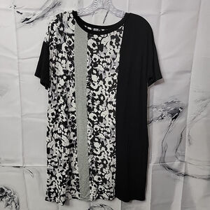 Simply Vera Vera Wang Small Black White Gray Floral Short Sleeve Nightgown Dress